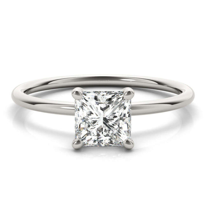 Luxury Diamond Ring
