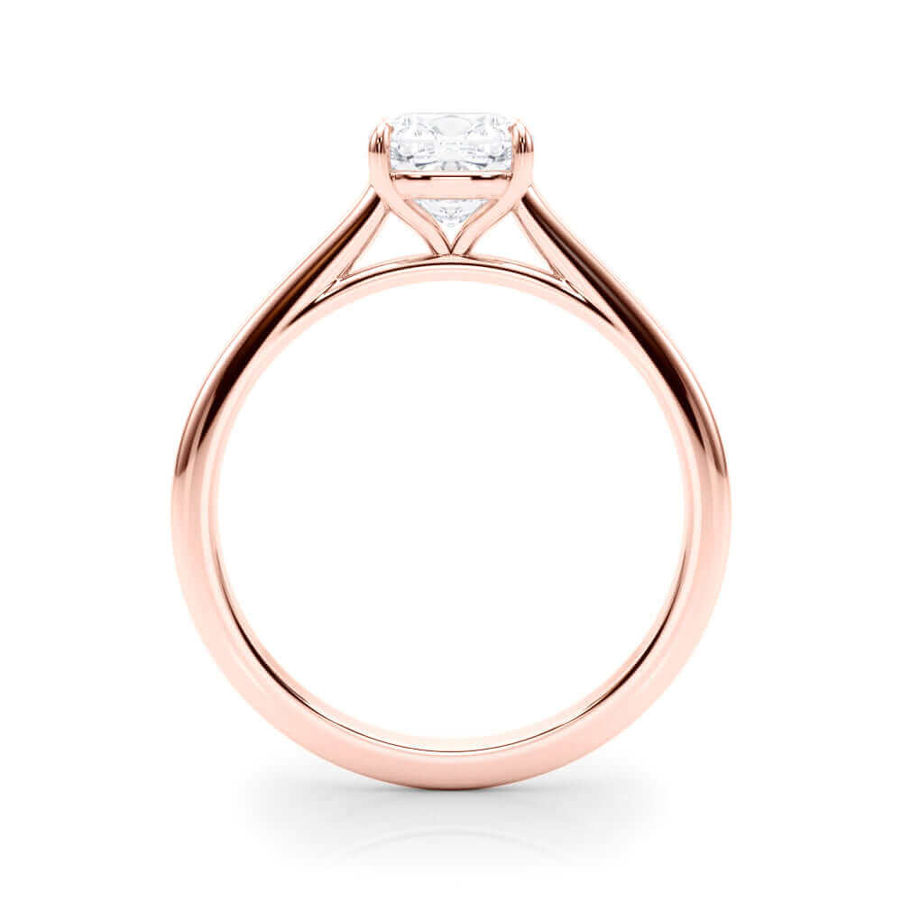 Round Diamond Engagement Ring