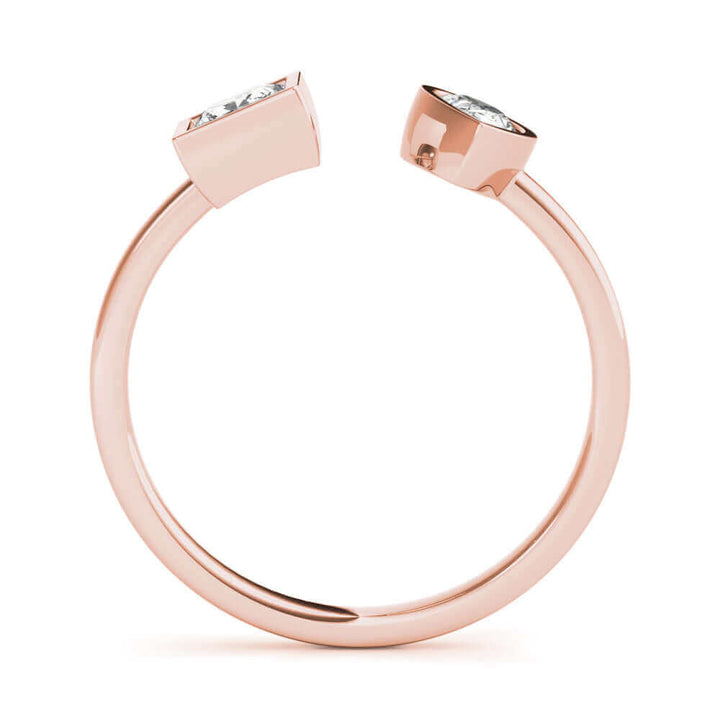 Princess and Pear Shape Diamond Toi et Moi Ring
