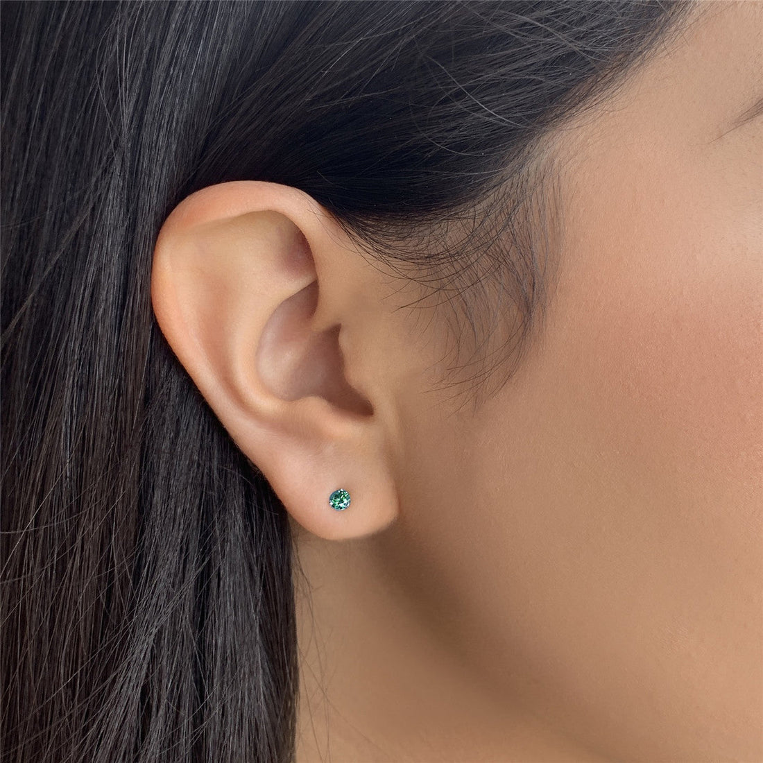 Blue - Round Brilliant Cut Diamond Earring Studs in 14K Gold (1/10ct to 1ct)